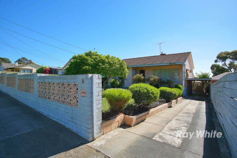 77 Tristania Street, DOVETON VIC 3177, Doveton - Thumbnail 2
