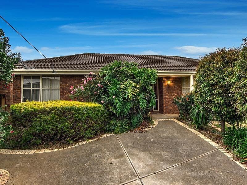 2 Regis Close, Werribee VIC 3030, Werribee - Image 1