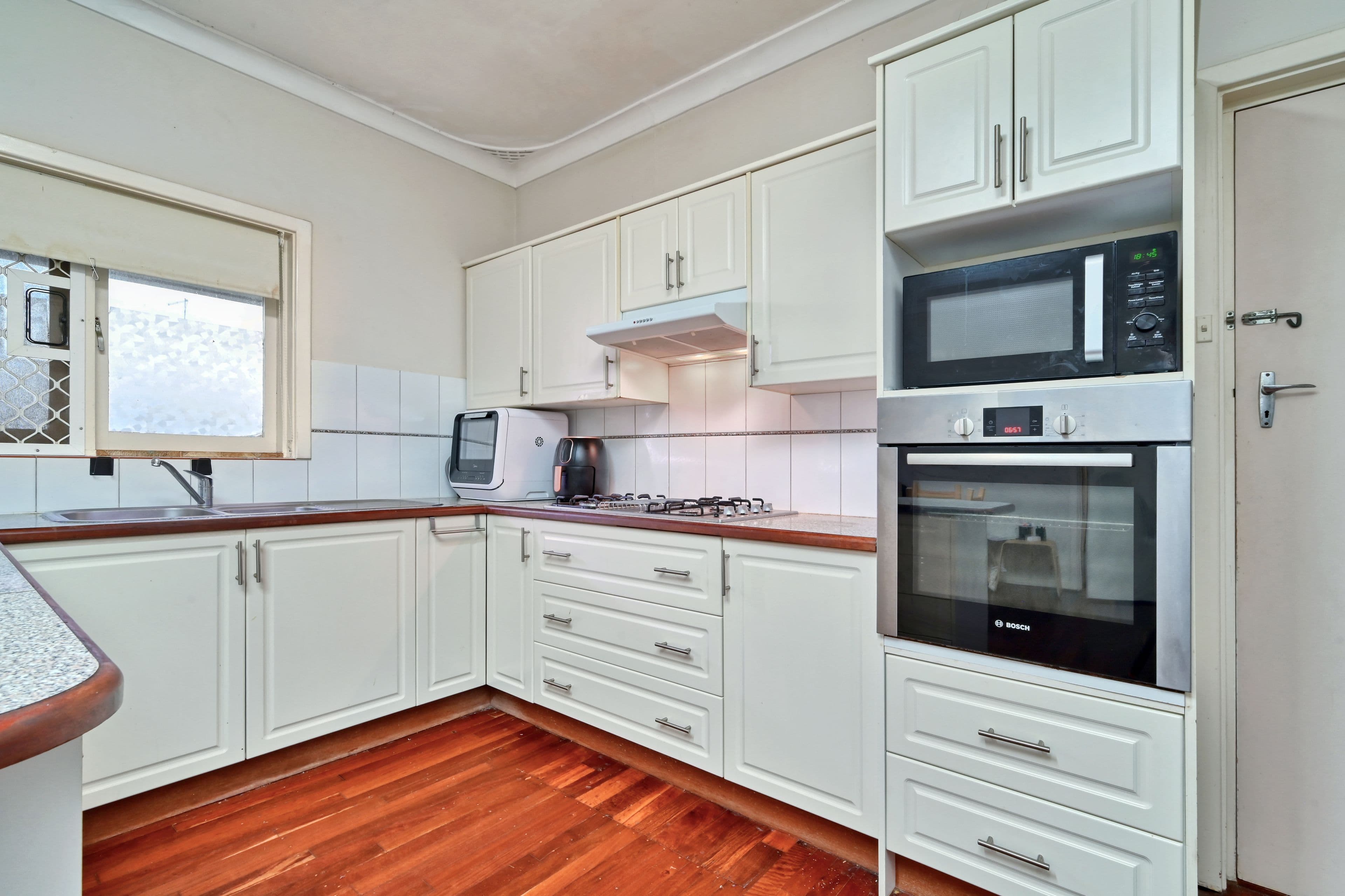 15a Pola Street, Dianella WA 6059, Dianella - Thumbnail 6