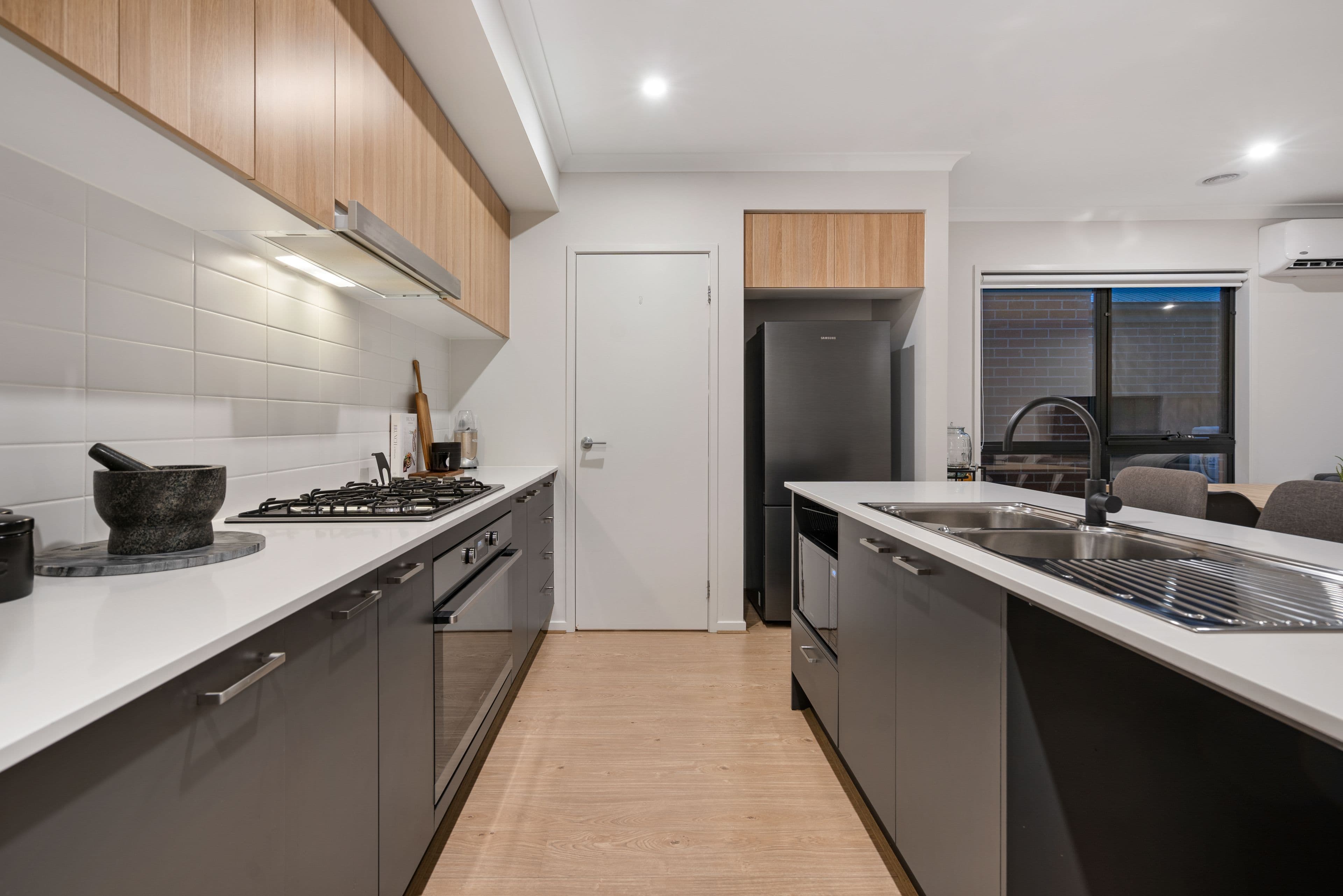 11 Alaska Road, Truganina VIC 3029, Truganina - Thumbnail 2