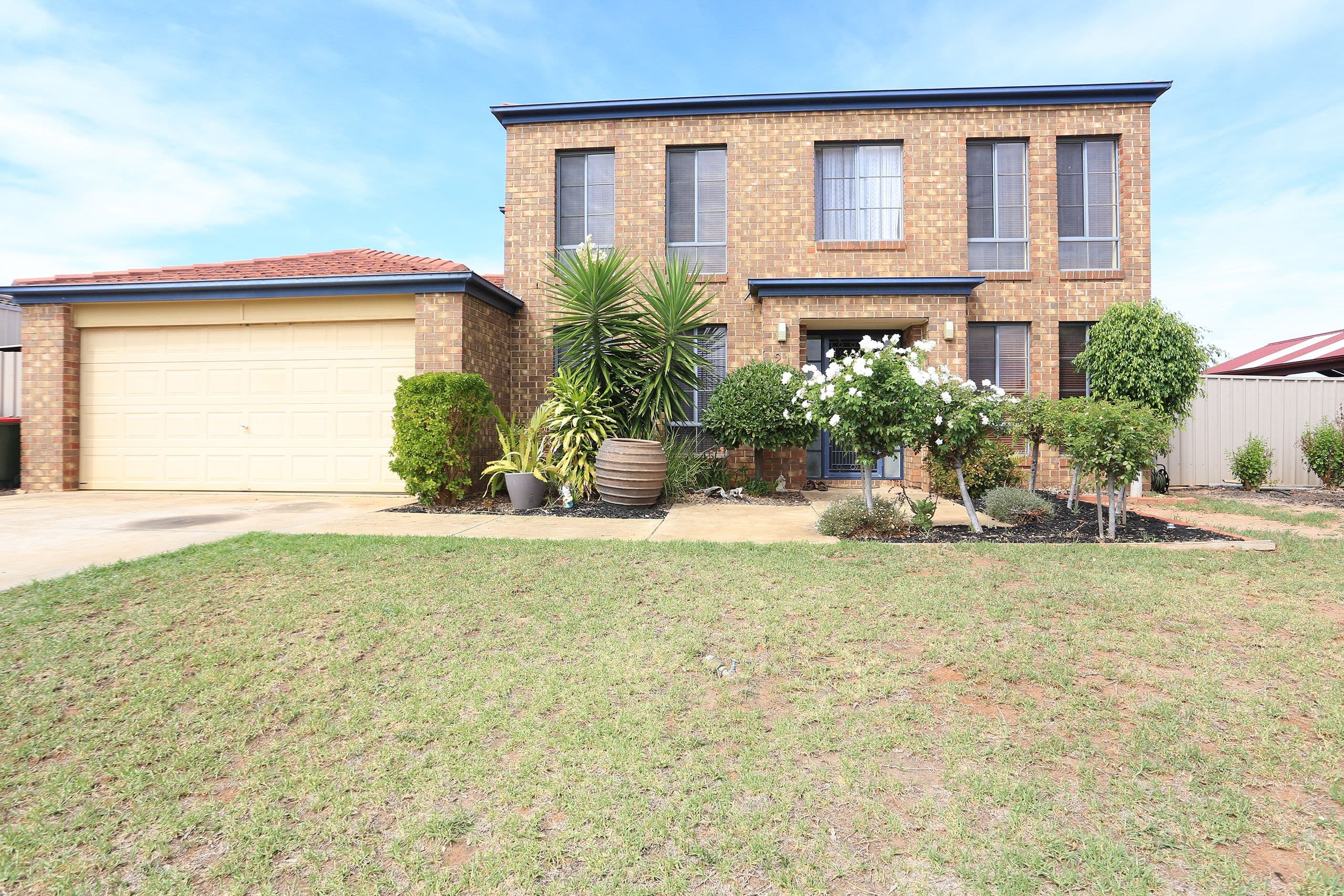 21 Yeovil Circuit, Craigmore SA 5114, Craigmore - Image 1
