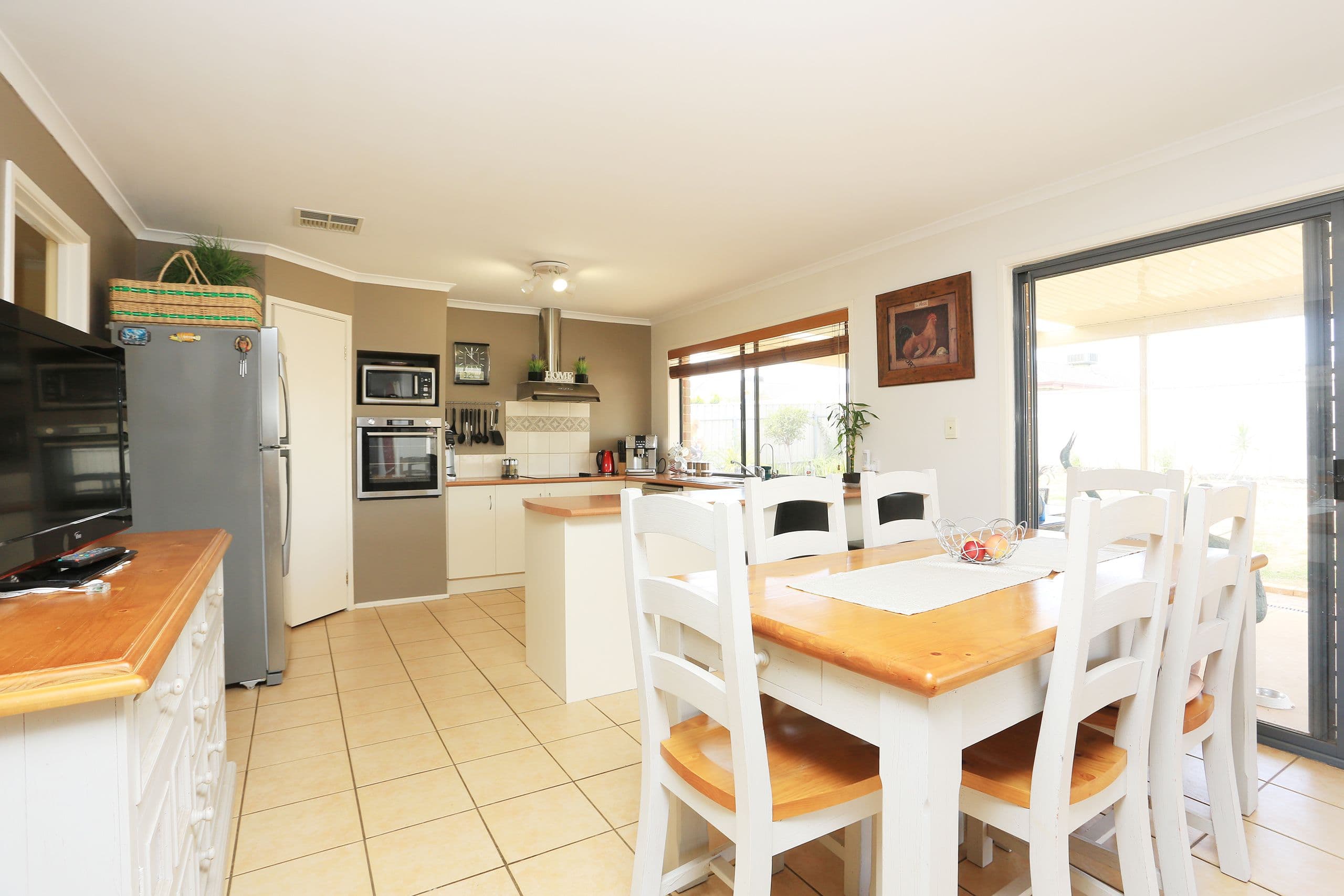 21 Yeovil Circuit, Craigmore SA 5114, Craigmore - Thumbnail 6