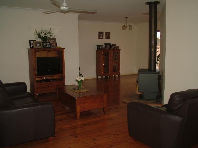 2 Willowbend Way, DUBBO NSW 2830, Dubbo - Thumbnail 2