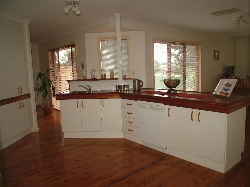 2 Willowbend Way, DUBBO NSW 2830, Dubbo - Thumbnail 3