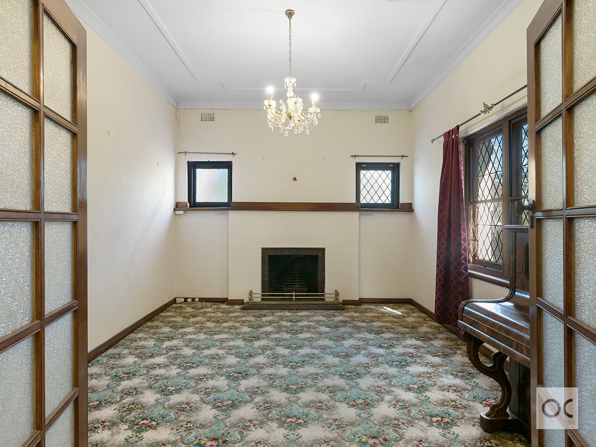 106 Springbank Road, Clapham - Image 1