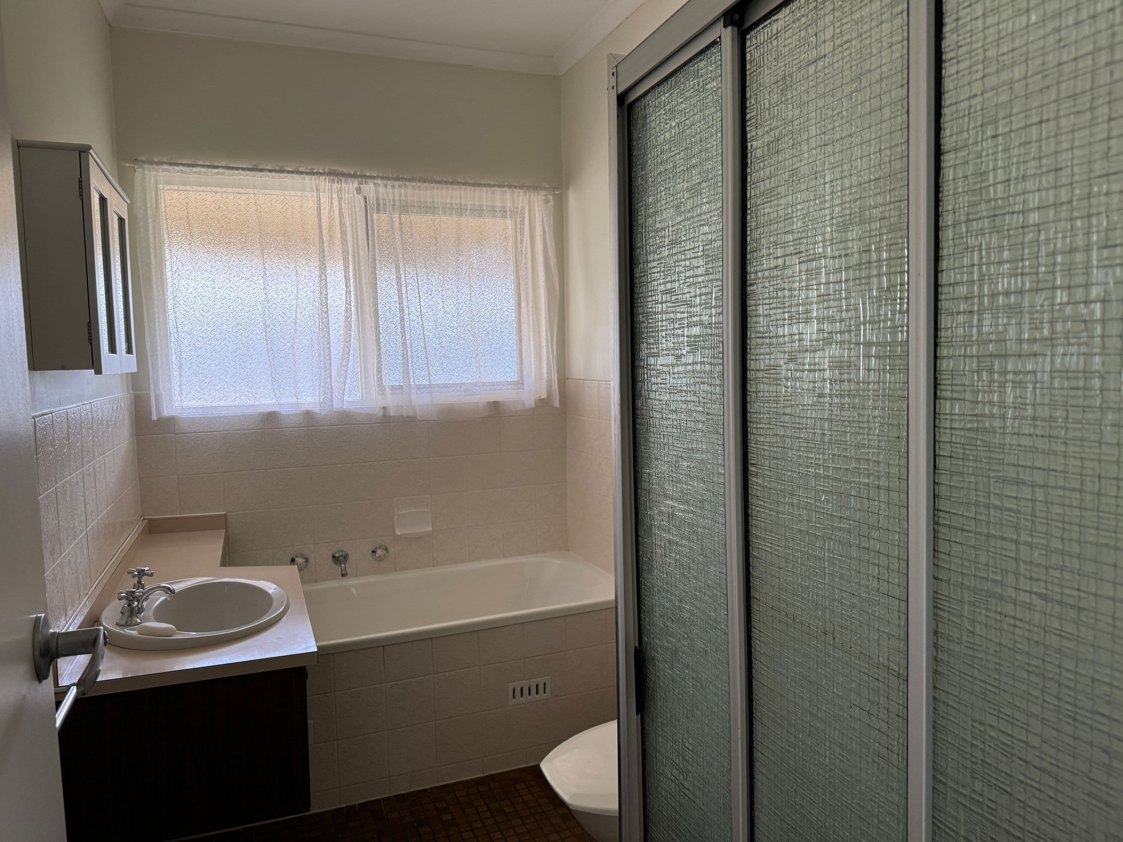32 Guilford Street, Clare SA 5453, Clare - Thumbnail 6