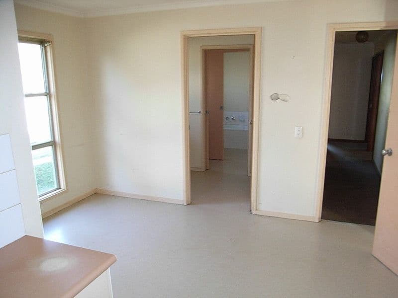 12 Boothman Street, ECHUCA VIC 3564, Echuca - Thumbnail 6