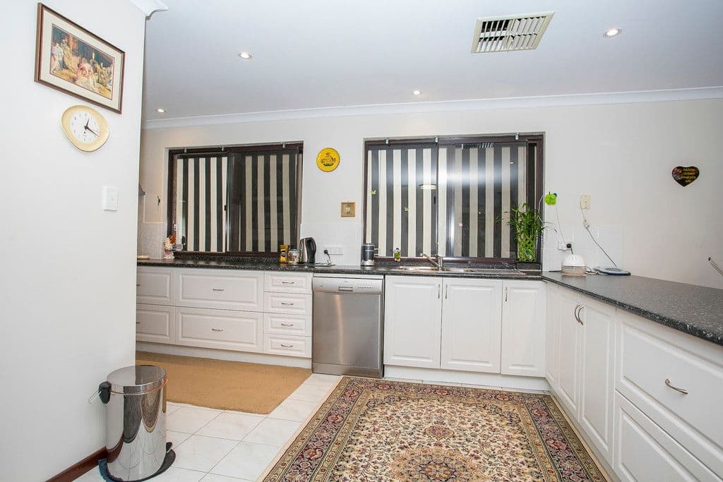 24 Tour Place, Middle Swan WA 6056, Middle Swan - Thumbnail 3