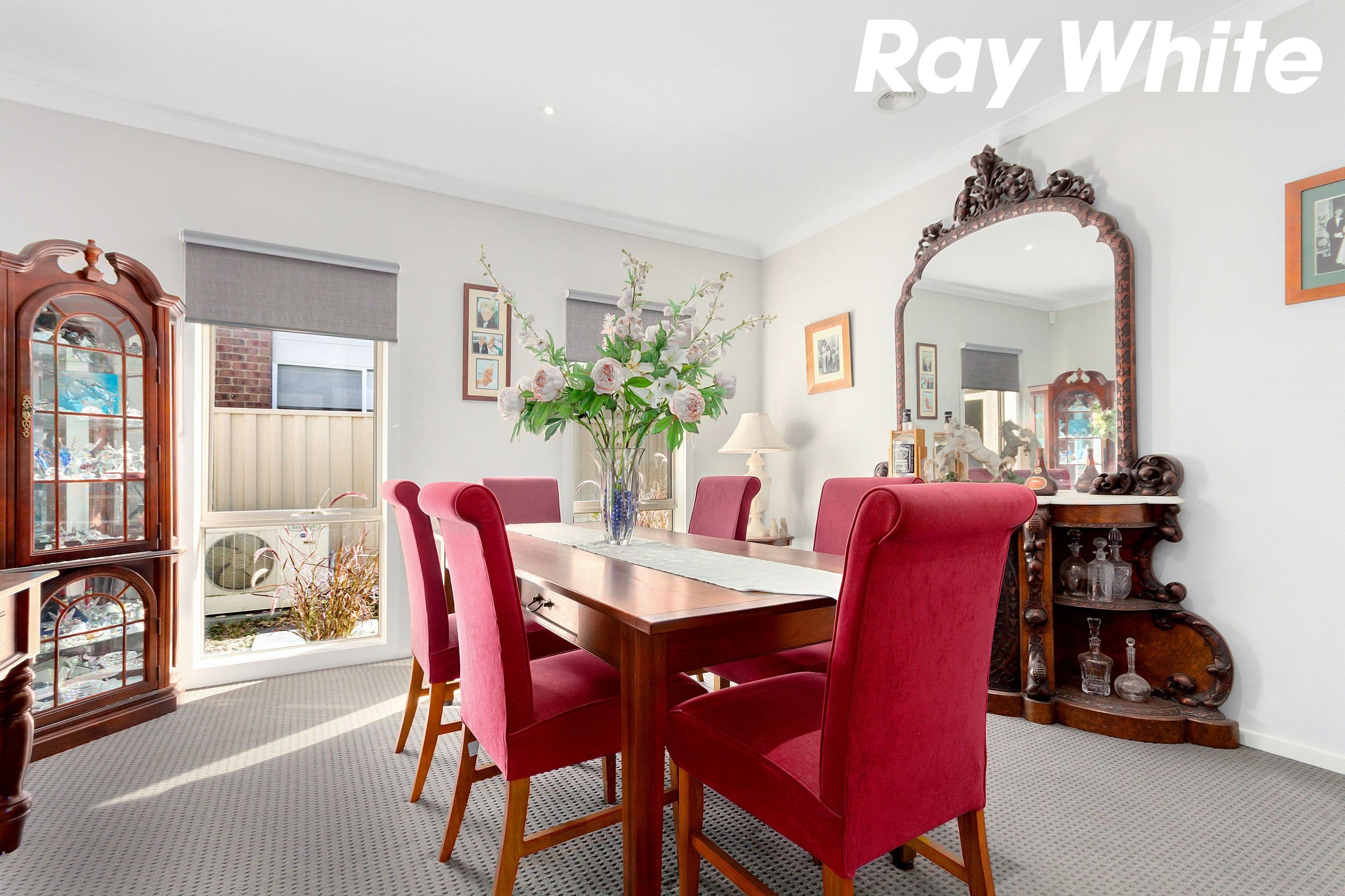 21 Loxton Way, Pakenham VIC 3810, Pakenham - Thumbnail 4