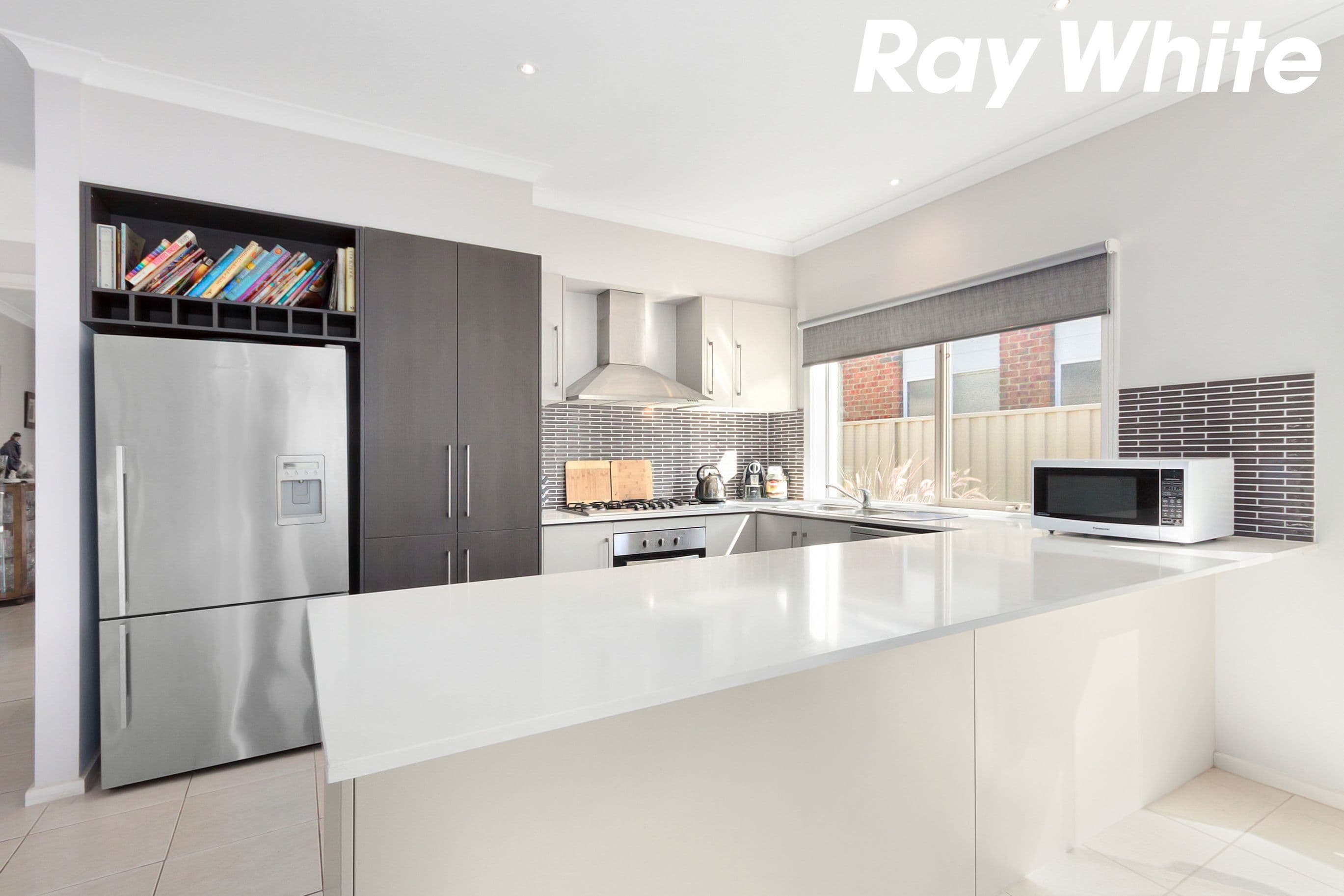 21 Loxton Way, Pakenham VIC 3810, Pakenham - Thumbnail 6