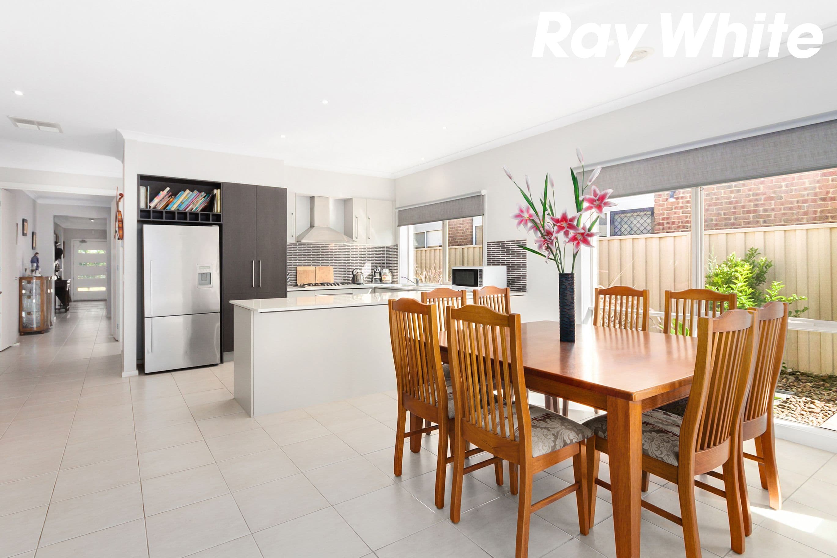 21 Loxton Way, Pakenham VIC 3810, Pakenham - Thumbnail 7