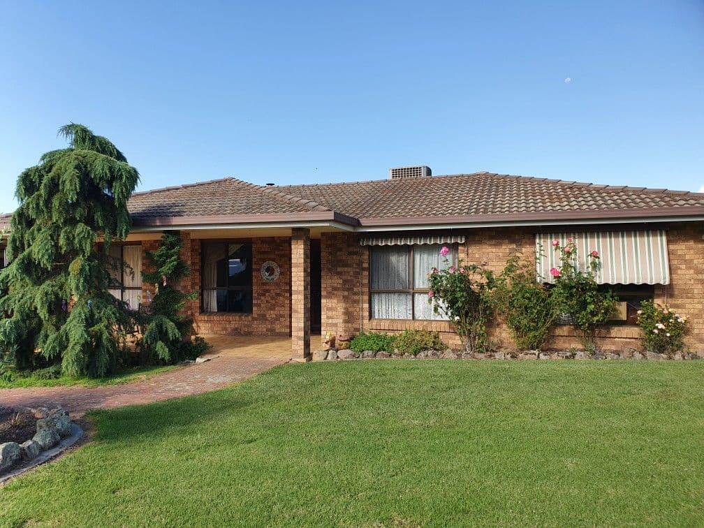 16 Wattle Crescent, Tumut NSW 2720, Tumut - Image 1