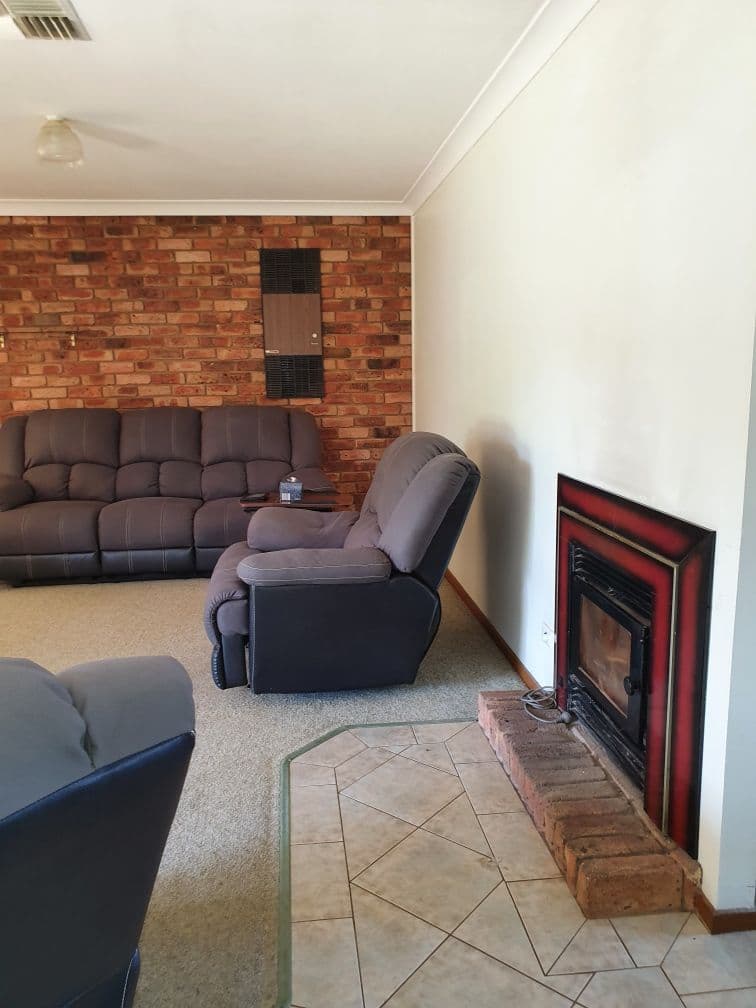 16 Wattle Crescent, Tumut NSW 2720, Tumut - Thumbnail 2