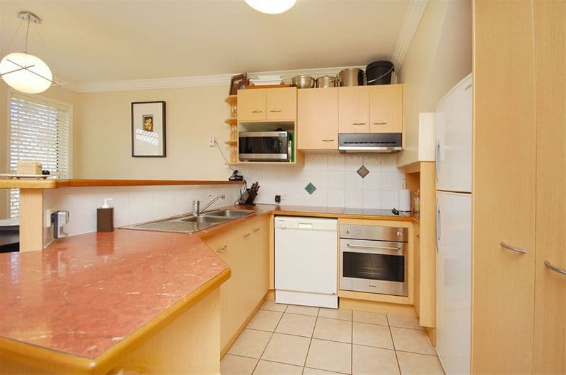 53 Florrie Street, WOOLOOWIN QLD 4030, Wooloowin - Thumbnail 2