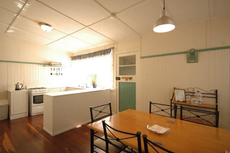 213 West Street, HARRISTOWN QLD 4350, Harristown - Thumbnail 3