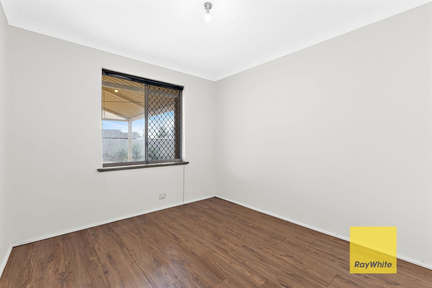 32 Greenough Way, Gosnells WA 6110, Gosnells - Thumbnail 5