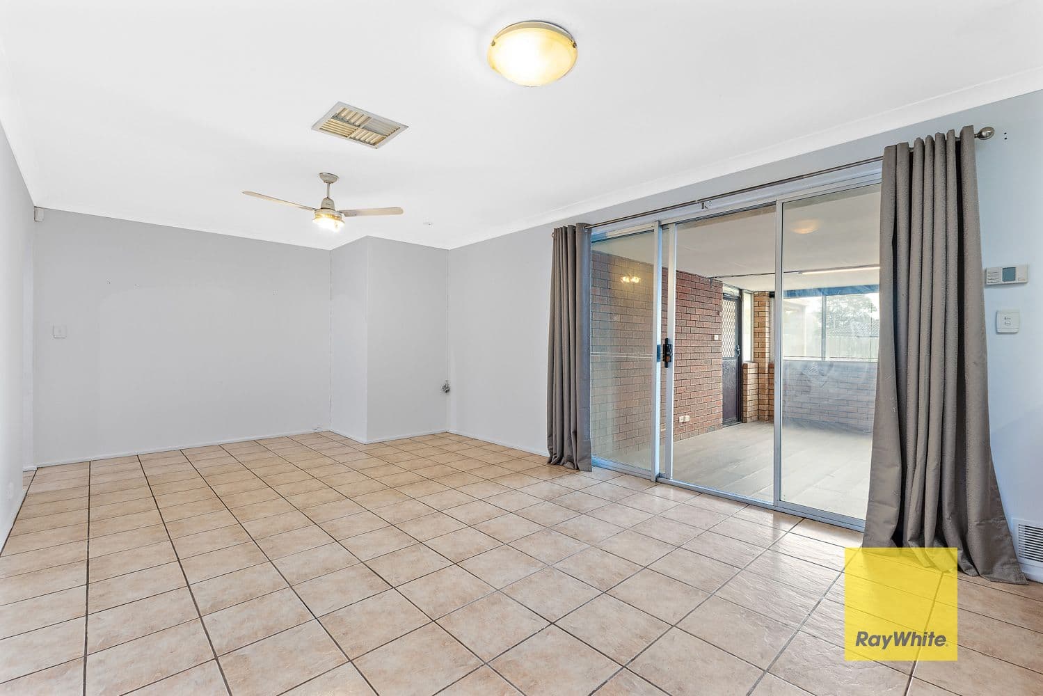 32 Greenough Way, Gosnells WA 6110, Gosnells - Thumbnail 8