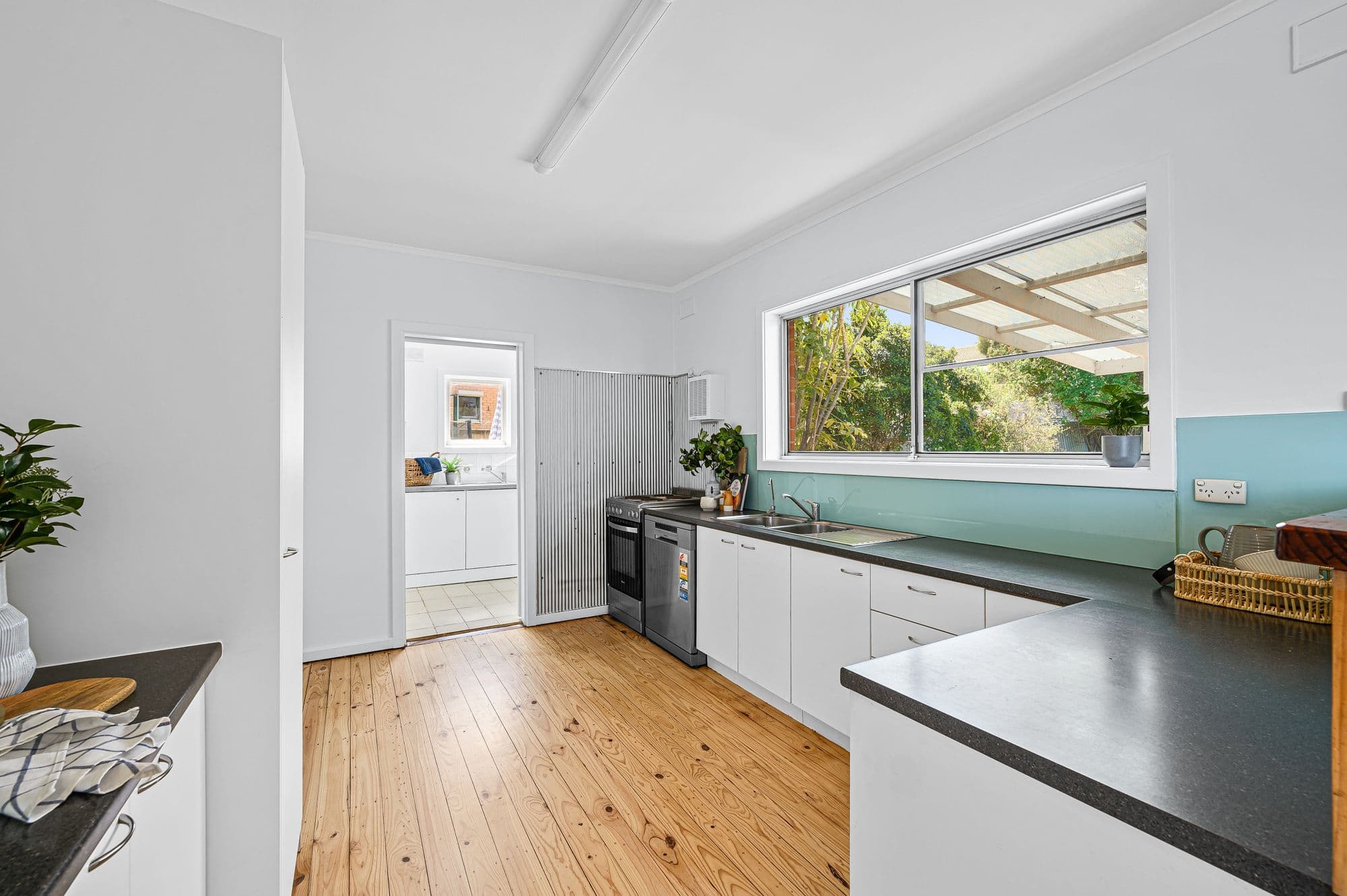 10 Brown Road, Christies Beach SA 5165, Christies Beach - Thumbnail 8