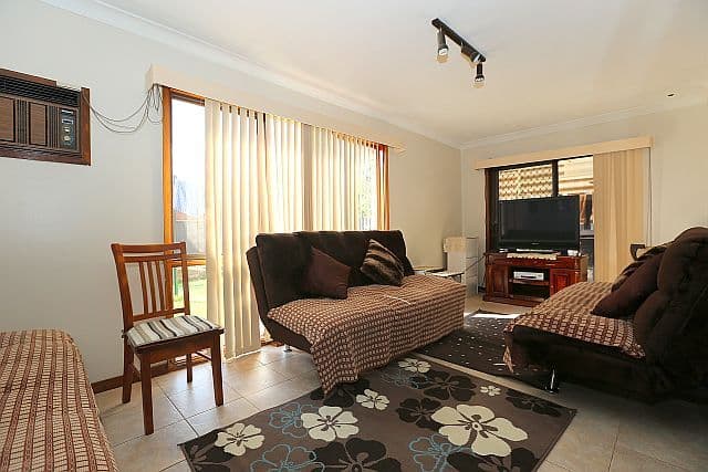 10 Crucie Avenue, BASS HILL NSW 2197, Bass Hill - Thumbnail 5