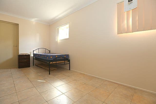 10 Crucie Avenue, BASS HILL NSW 2197, Bass Hill - Thumbnail 8