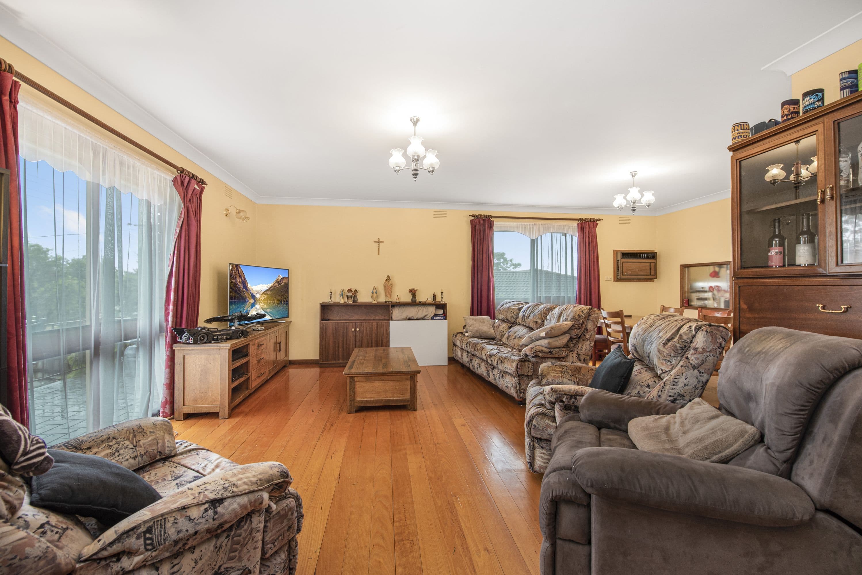 9 Elizabeth Court, Pakenham VIC 3810, Pakenham - Thumbnail 2