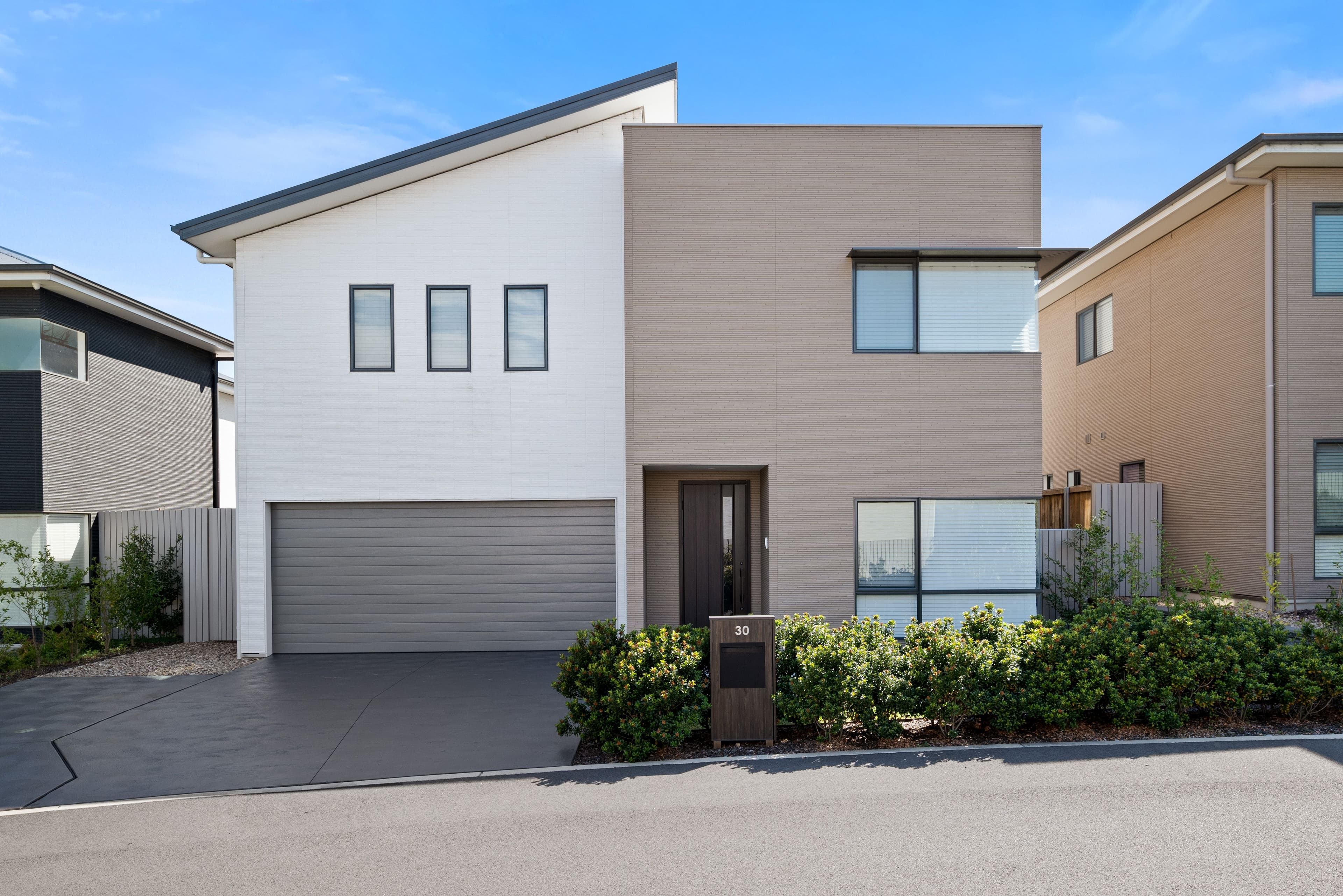 30 Merrick Way, GLEDSWOOD HILLS NSW 2557, Gledswood Hills - Image 1