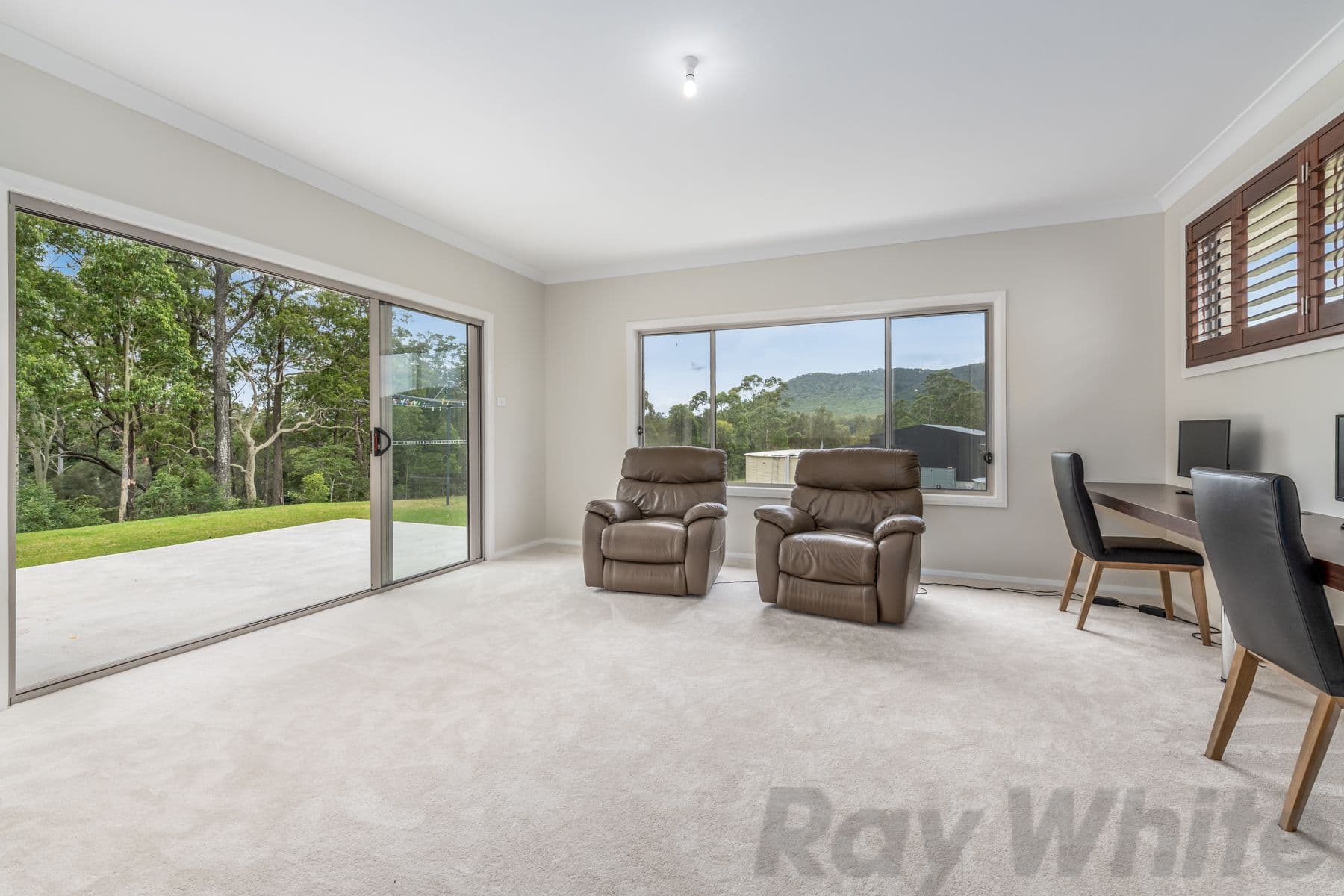 13 Deptford Close, Clarence Town - Thumbnail 6