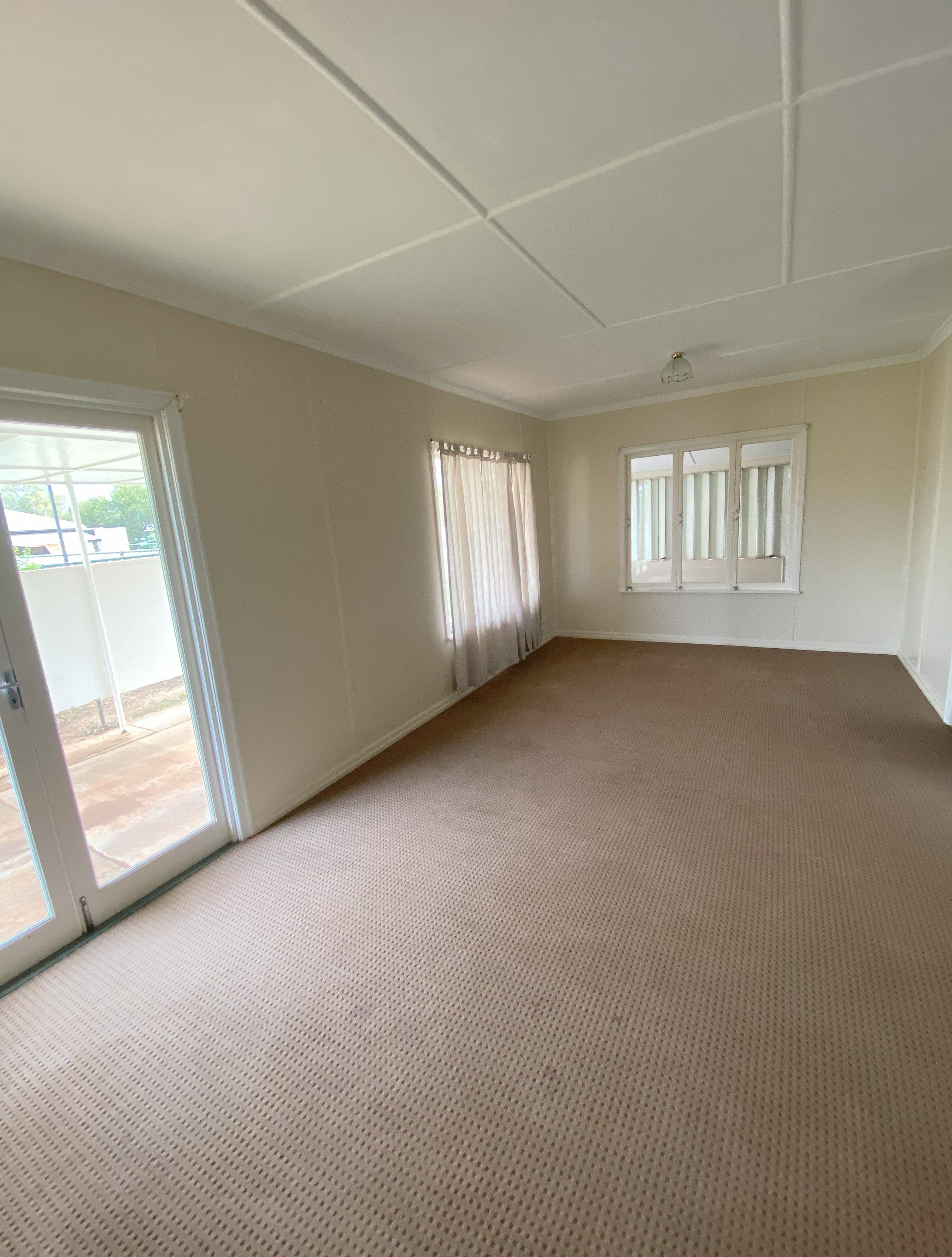 14 Deverell Street, Charleville QLD 4470, Charleville - Thumbnail 5