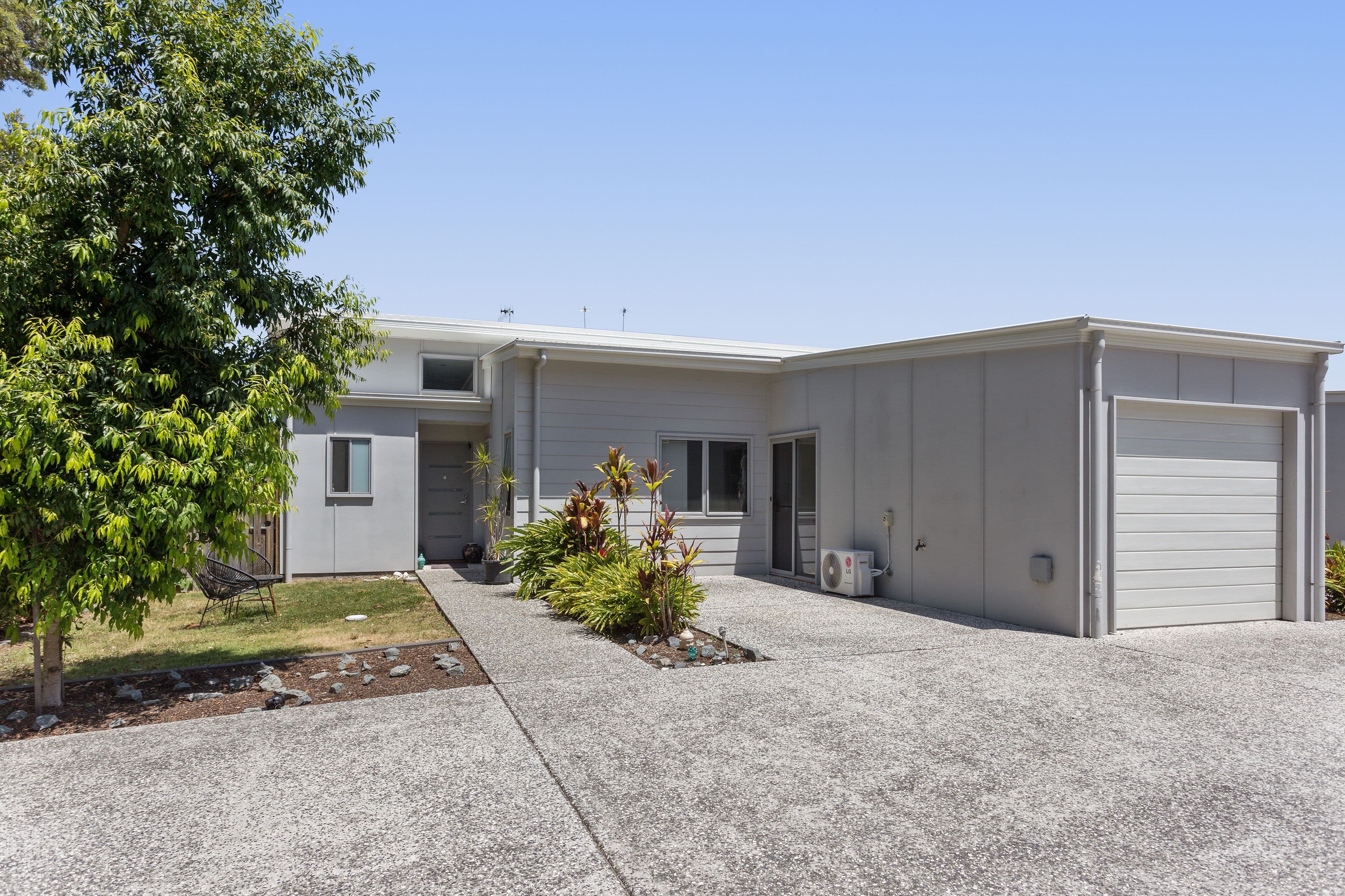 16 Sapphire Place, Elanora QLD 4221, Elanora - Image 1