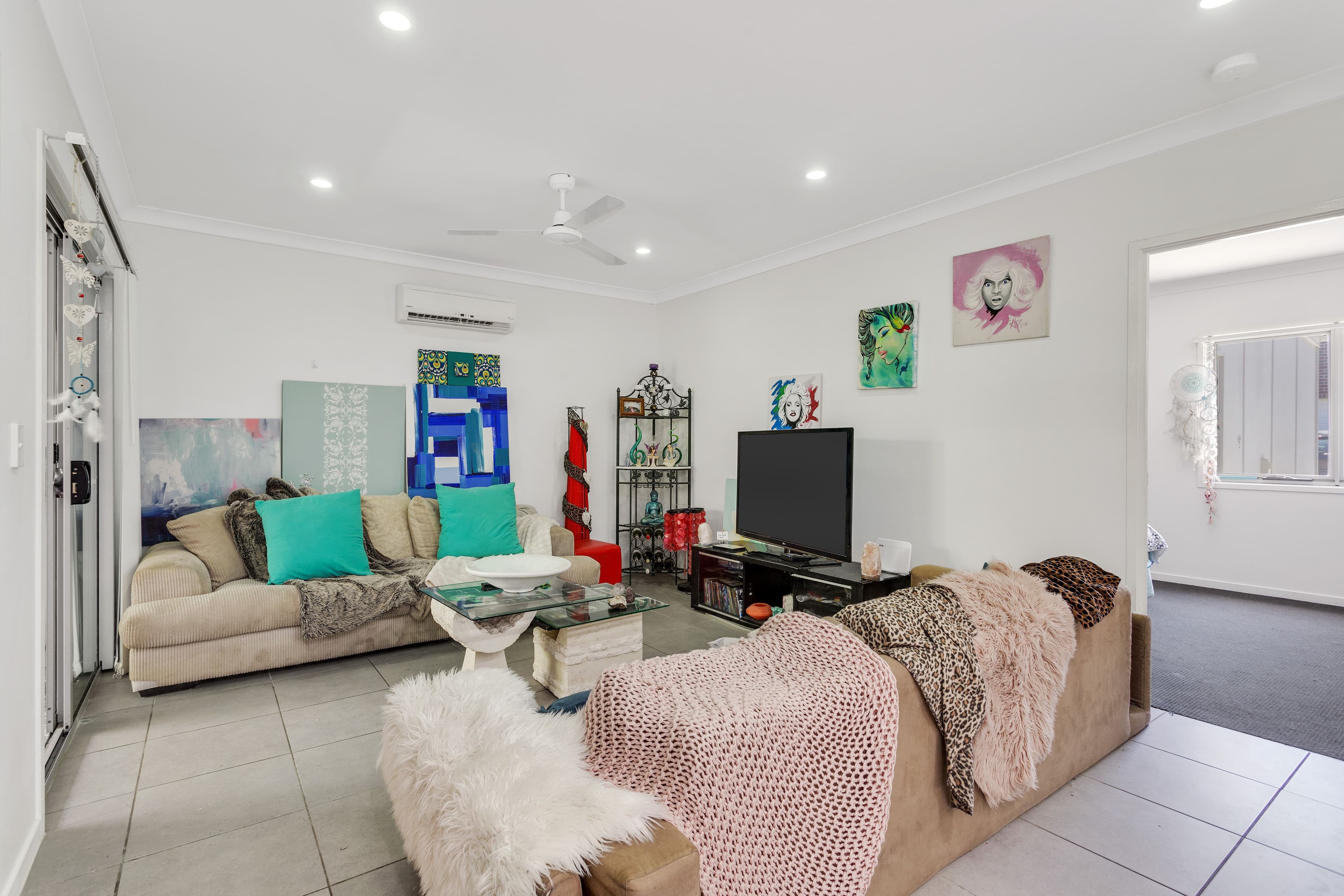 16 Sapphire Place, Elanora QLD 4221, Elanora - Thumbnail 5