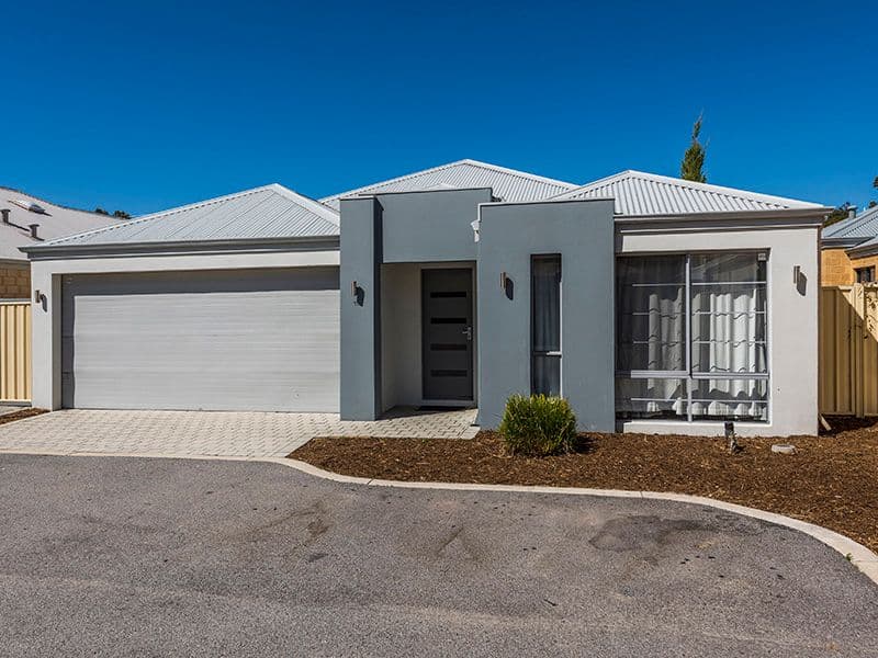 11 Carnation Street, Canning Vale WA 6155, Canning Vale - Thumbnail 2