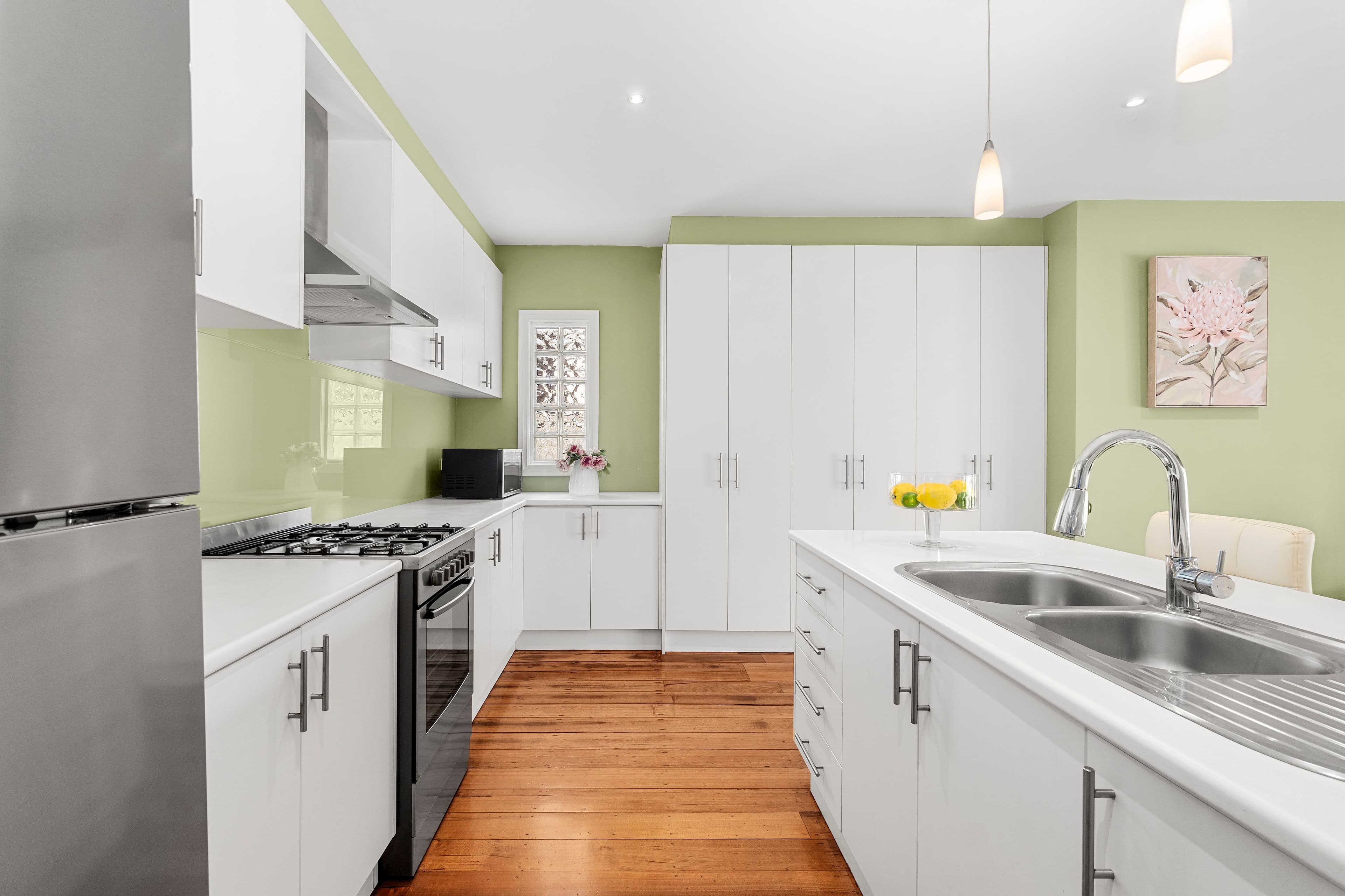 50 Dundee Street, Reservoir VIC 3073, Reservoir - Thumbnail 4