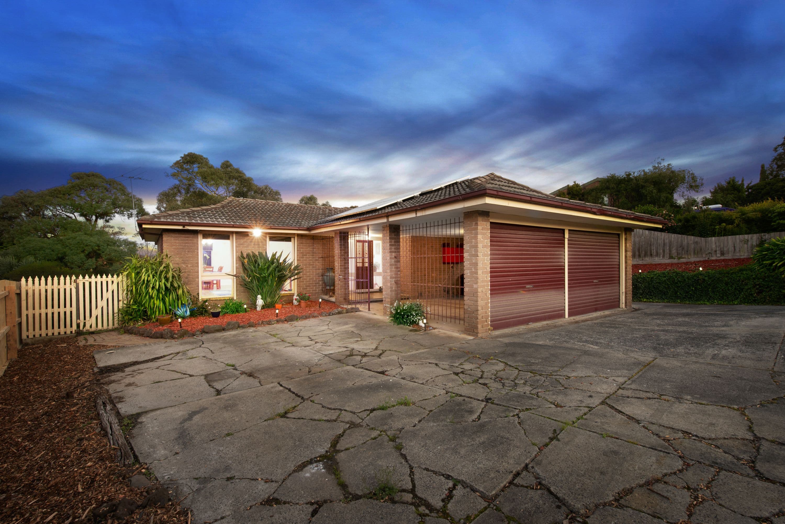 4 Autumn Grove, Mooroolbark VIC 3138, Mooroolbark - Thumbnail 2