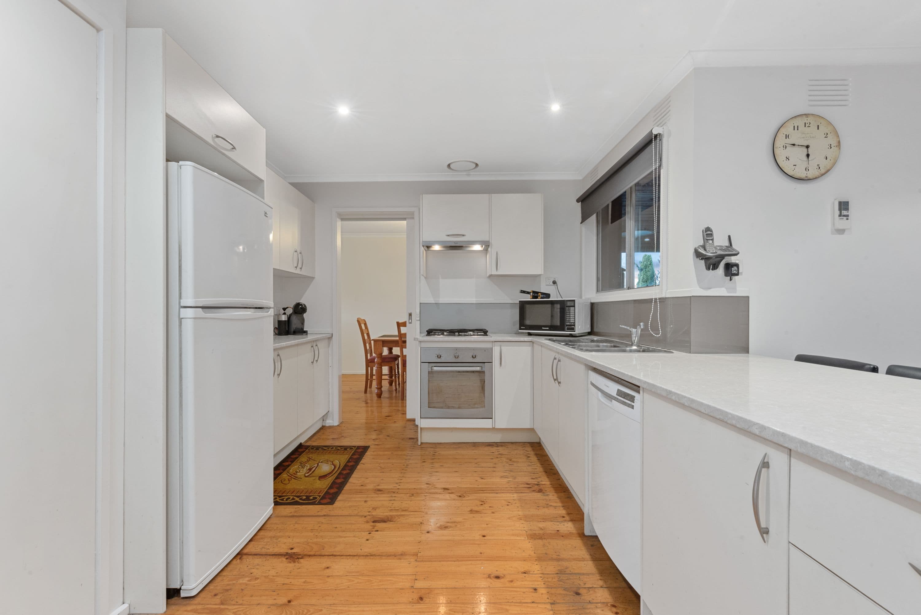4 Autumn Grove, Mooroolbark VIC 3138, Mooroolbark - Thumbnail 4