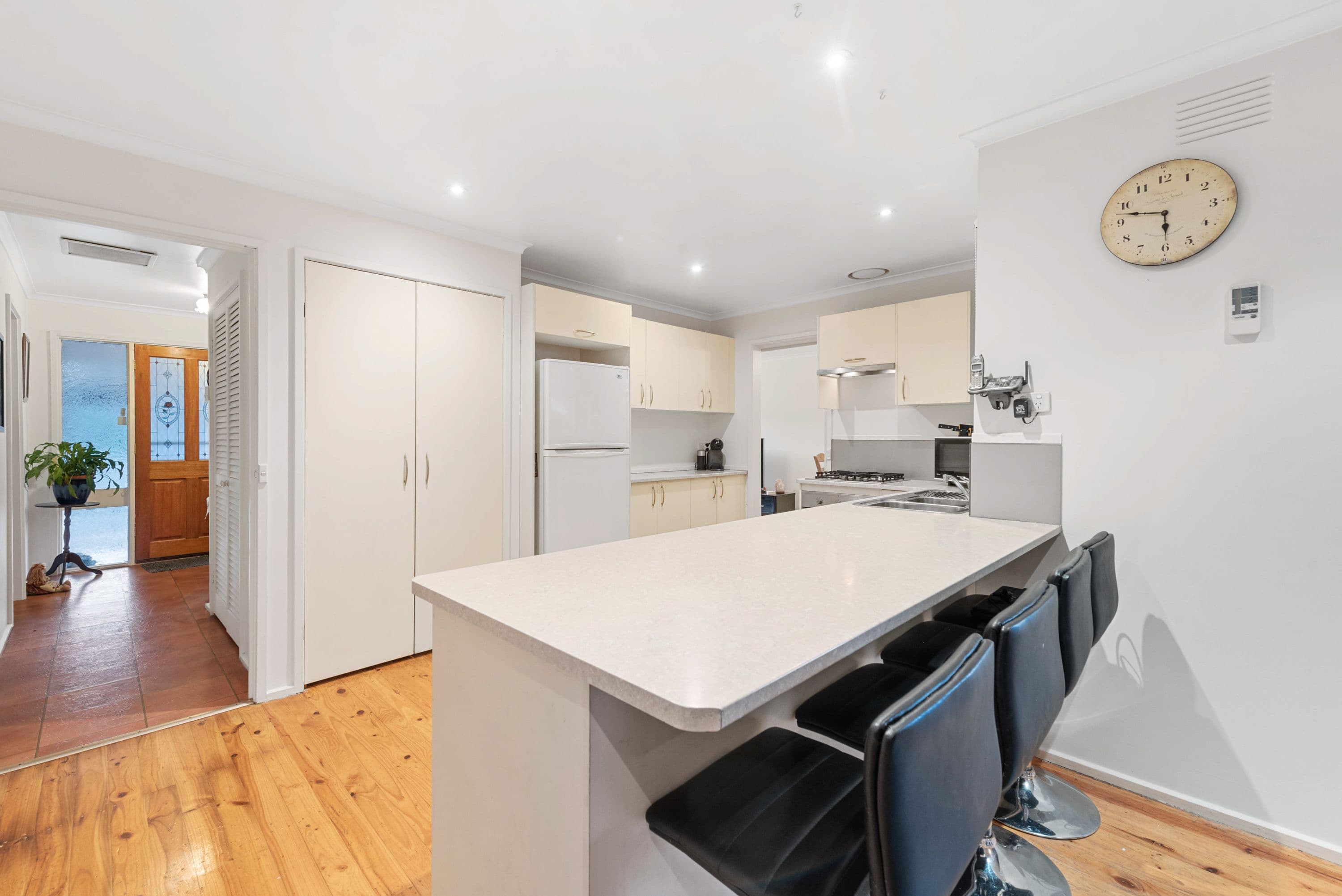 4 Autumn Grove, Mooroolbark VIC 3138, Mooroolbark - Thumbnail 5