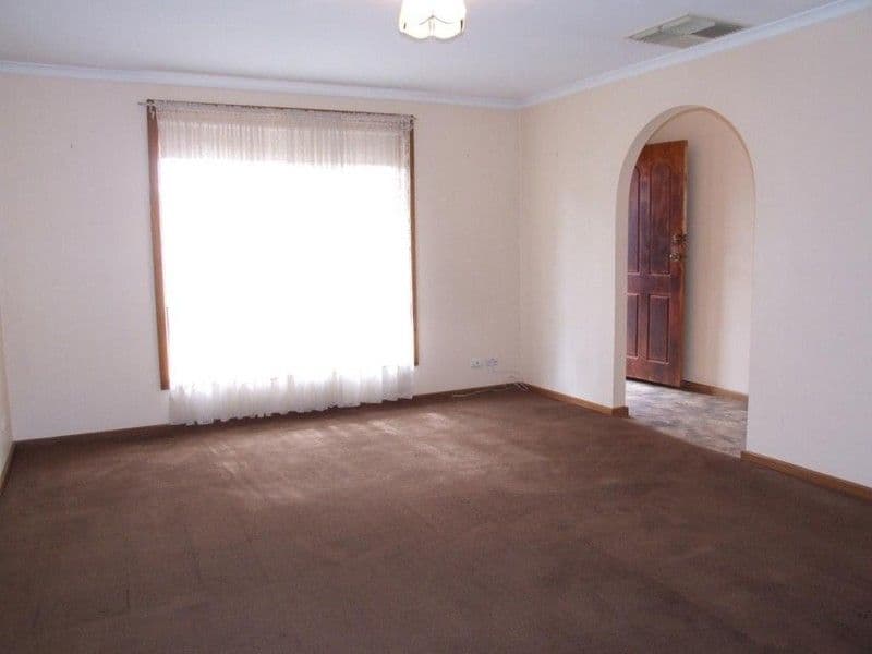 60 Tracey Avenue, PARALOWIE SA 5108, Paralowie - Thumbnail 2