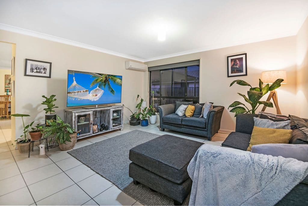 10 Kingair Road, Upper Coomera QLD 4209, Upper Coomera - Thumbnail 3