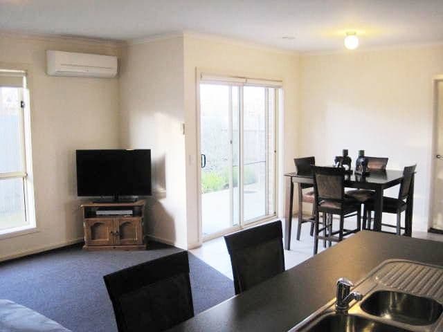 199 Bailey Street, GROVEDALE VIC 3216, Grovedale - Thumbnail 3