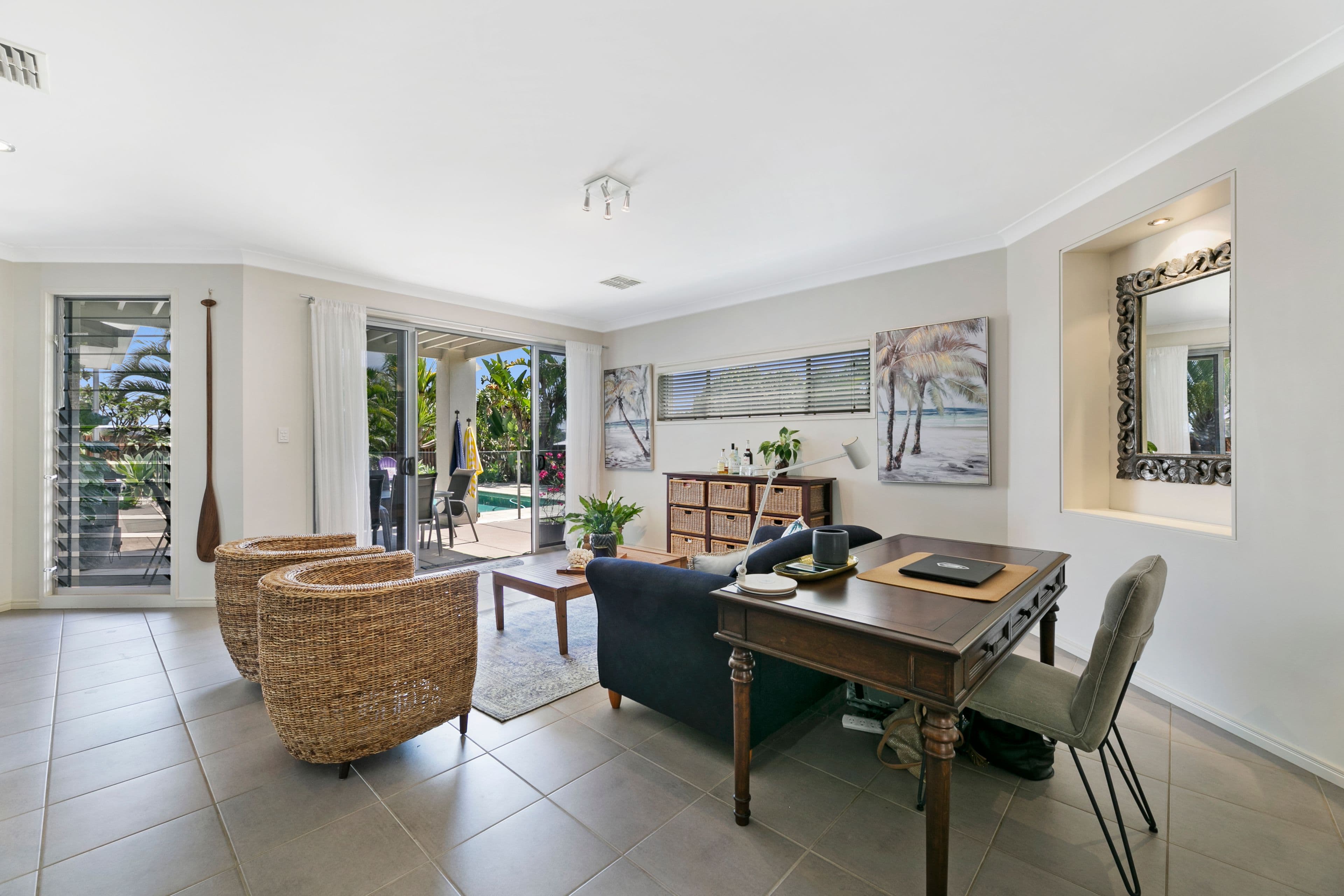 22 Codrington Circuit, Pacific Pines QLD 4211, Pacific Pines - Thumbnail 4