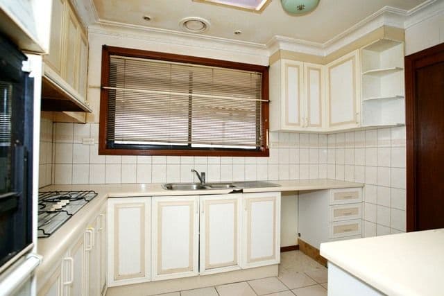 48 Spring Drive, HOPPERS CROSSING VIC 3029, Hoppers Crossing - Thumbnail 2