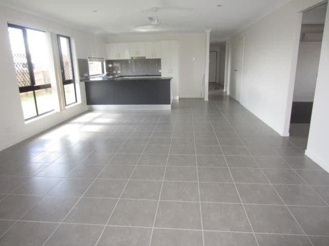 33 Epping Way, Mount Low QLD 4818, Mount Low - Thumbnail 3