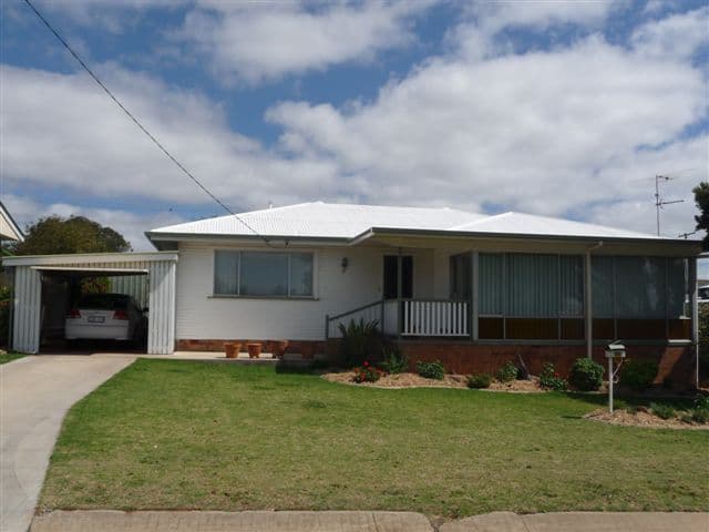 9 Leawarra Street, WILSONTON QLD 4350, Wilsonton - Image 1