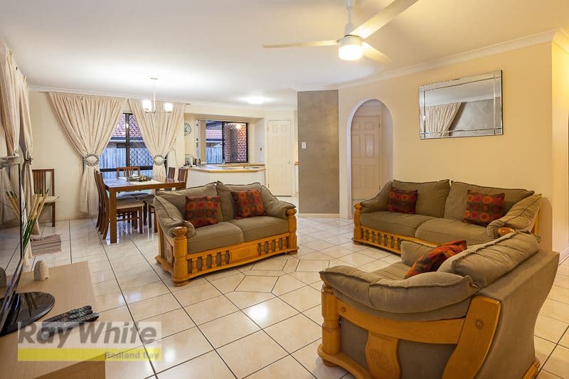 9 Marjorie Buckler Avenue, REDLAND BAY QLD 4165, Redland Bay - Thumbnail 2