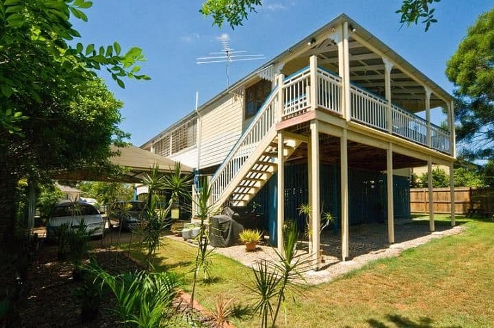 83 Englefield Road, OXLEY QLD 4075, Oxley - Thumbnail 4