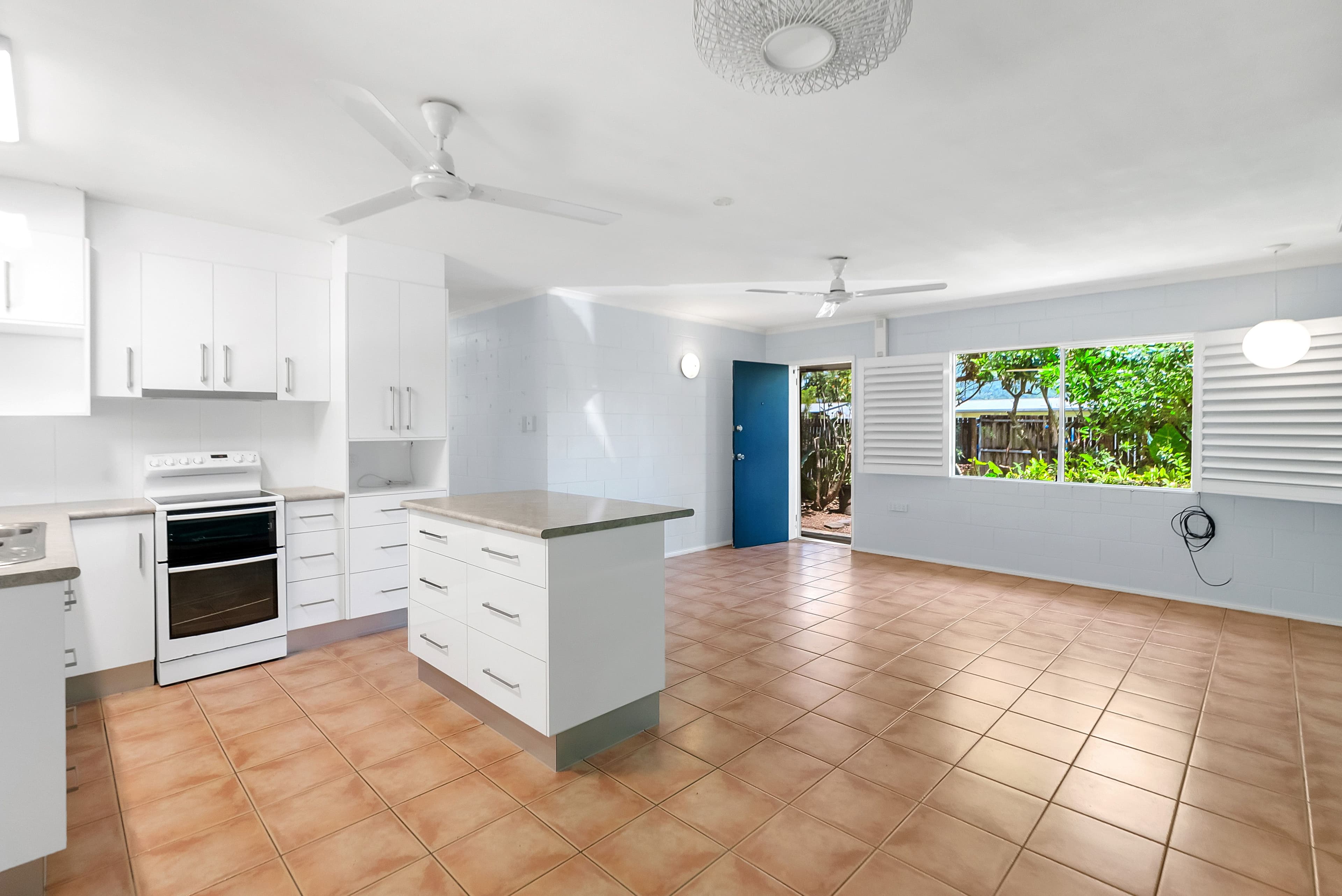 37 Jensen Street, Manoora QLD 4870, Manoora - Thumbnail 5