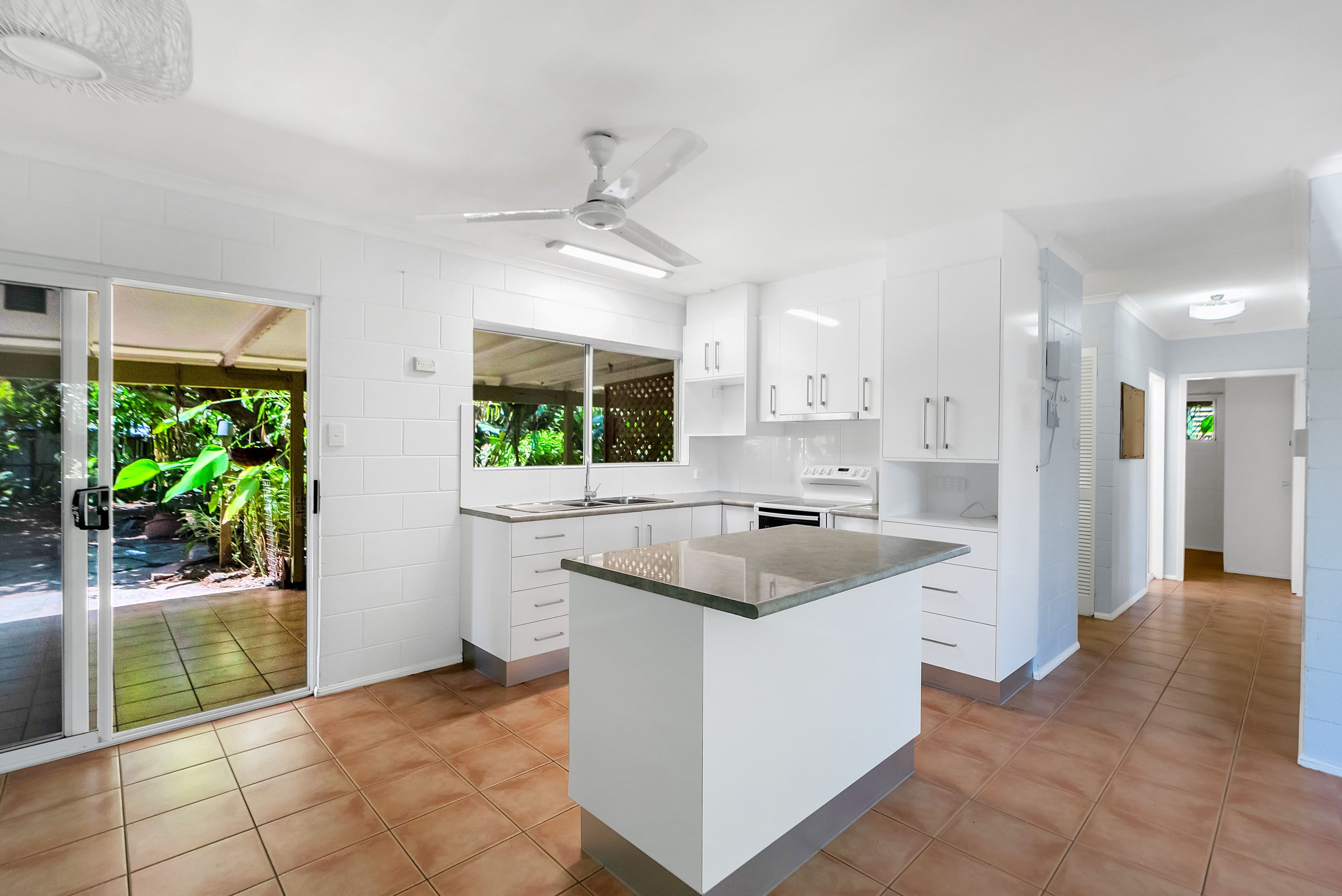 37 Jensen Street, Manoora QLD 4870, Manoora - Thumbnail 6