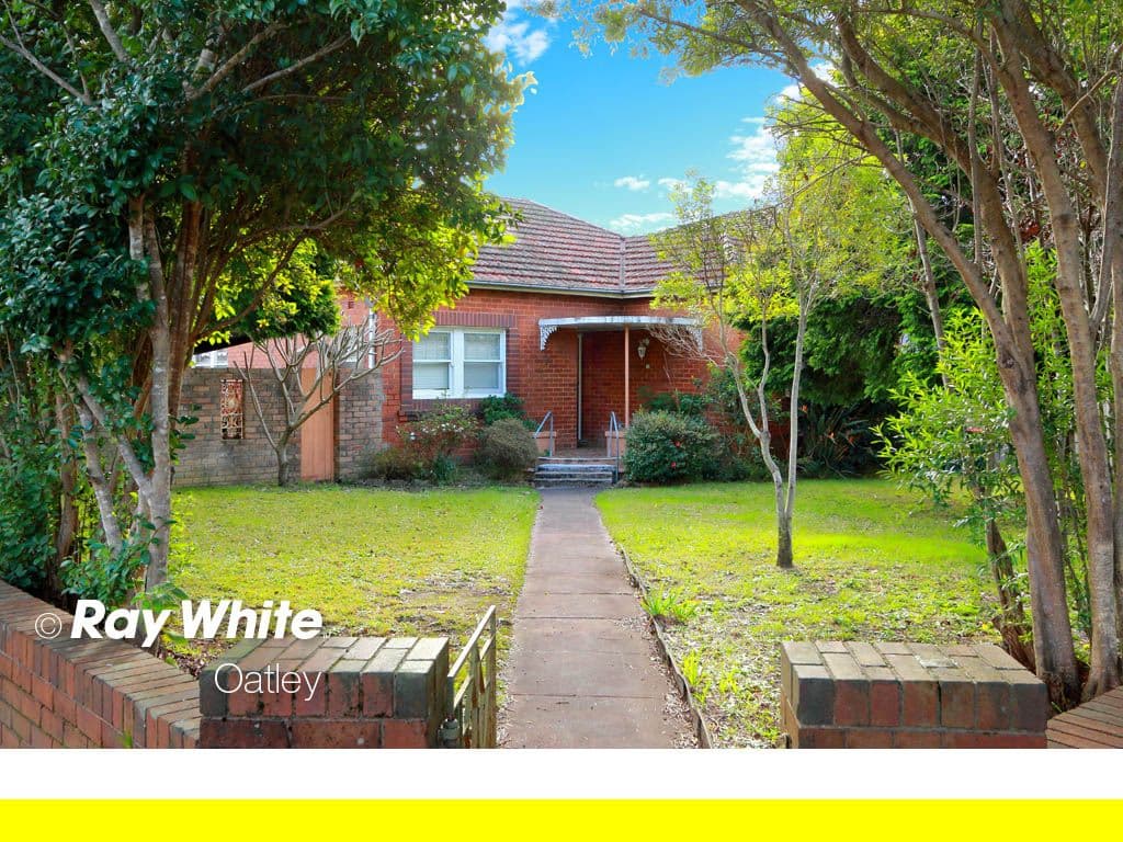 12 Woronora Parade, OATLEY NSW 2223, Oatley - Thumbnail 3