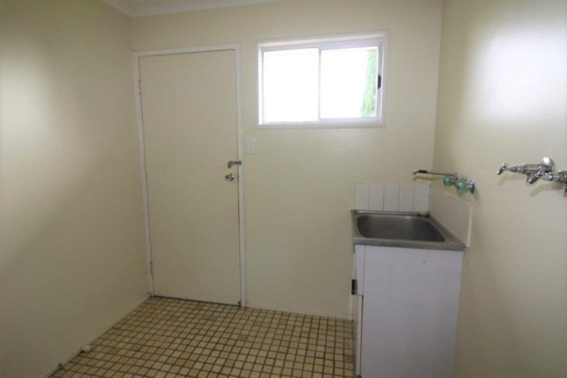 12 School Street, CHARTERS TOWERS CITY QLD 4820, Charters Towers City - Thumbnail 8