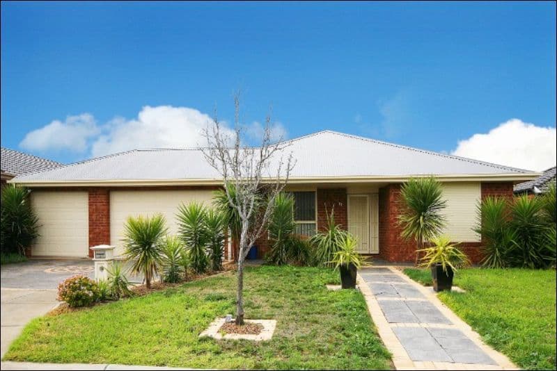 11 University Drive, TAYLORS HILL VIC 3037, Taylors Hill - Image 1