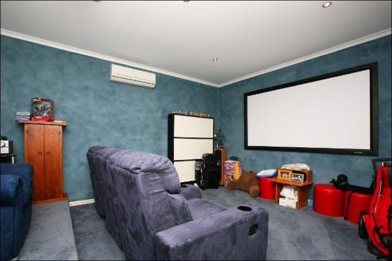 11 University Drive, TAYLORS HILL VIC 3037, Taylors Hill - Thumbnail 7